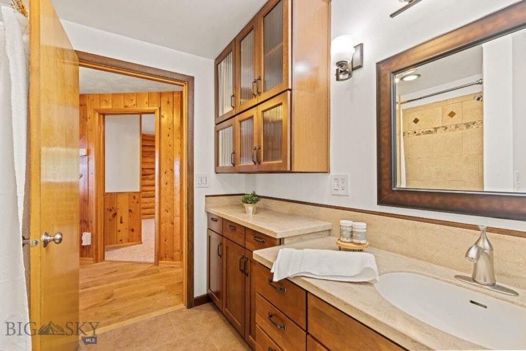 8651 E Panorama Drive E, Bozeman MT 59715