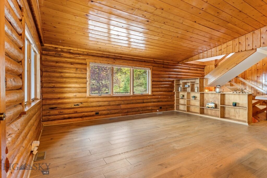 8651 E Panorama Drive E, Bozeman MT 59715