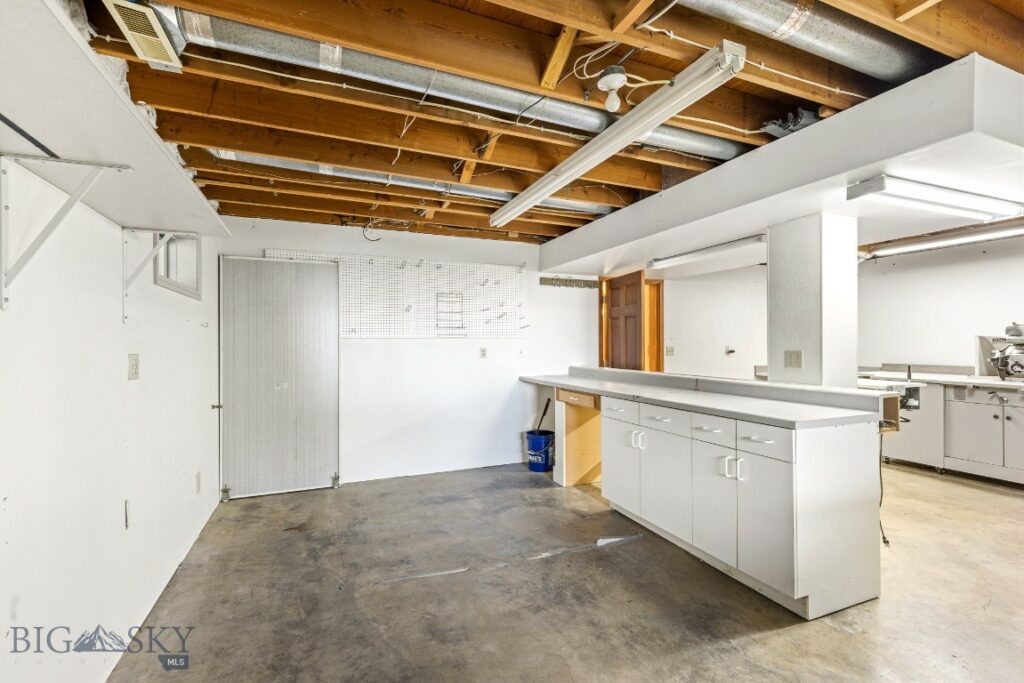 8651 E Panorama Drive E, Bozeman MT 59715