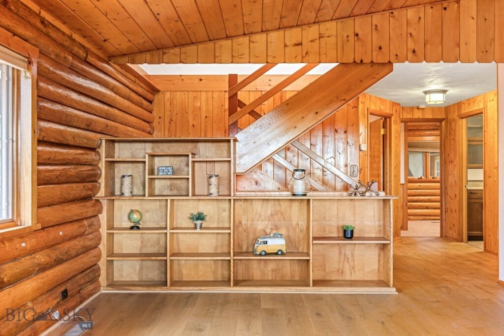 8651 E Panorama Drive E, Bozeman MT 59715