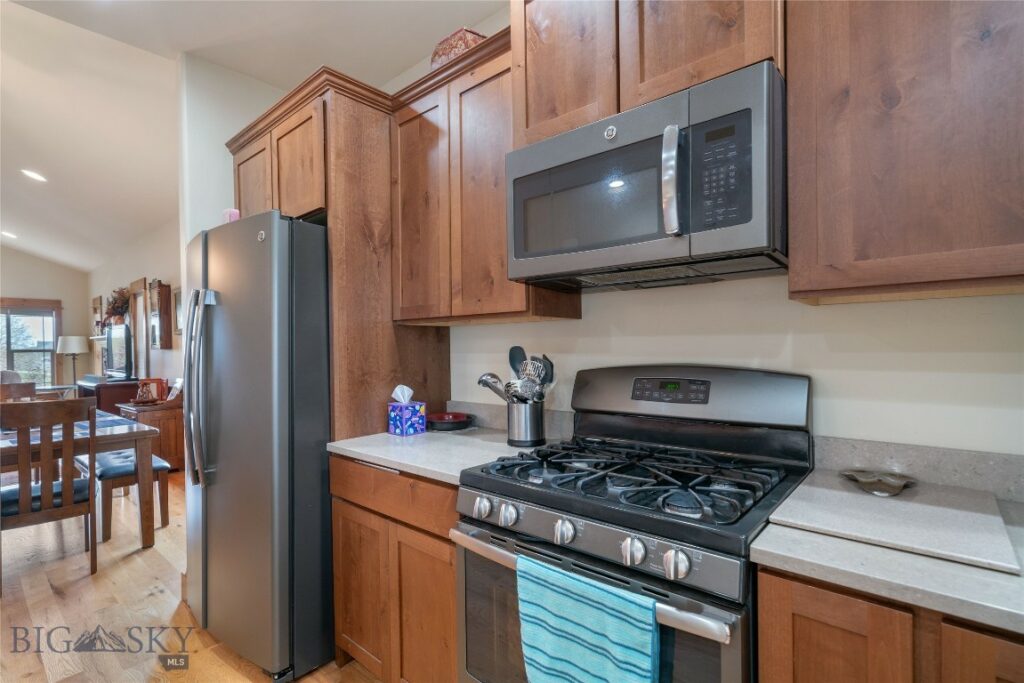 890 Flanders Creek Avenue, Bozeman MT 59718