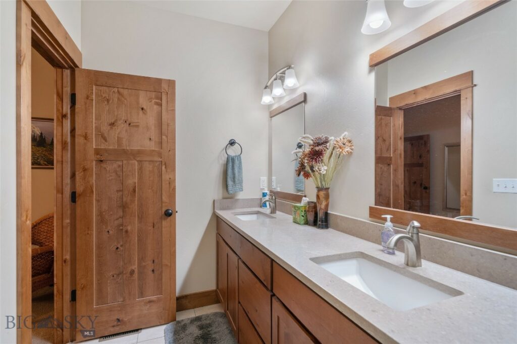 890 Flanders Creek Avenue, Bozeman MT 59718