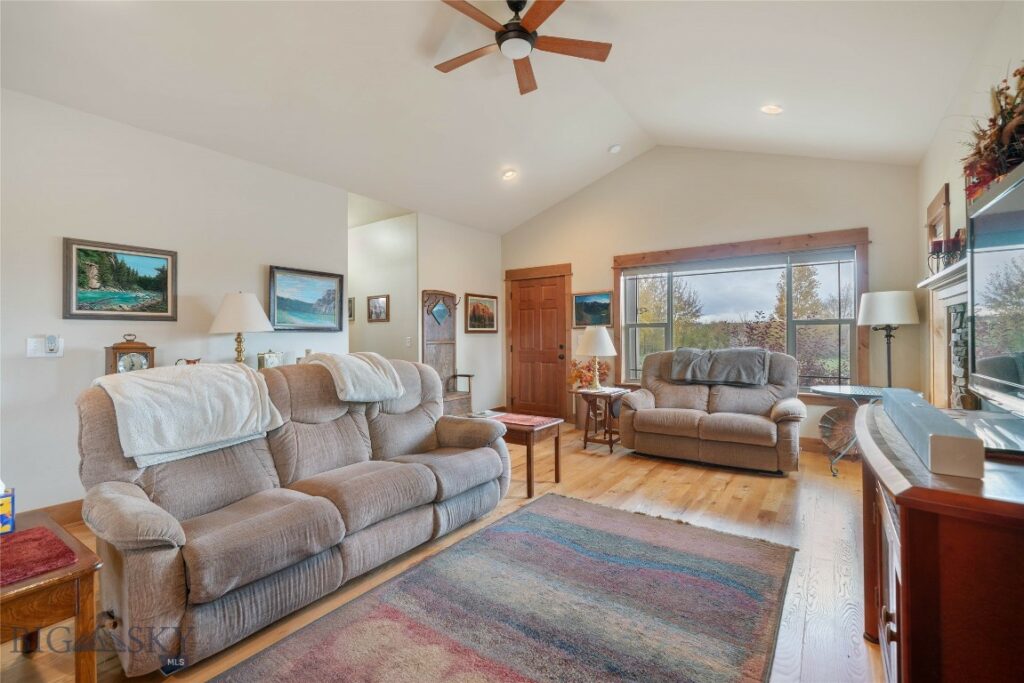 890 Flanders Creek Avenue, Bozeman MT 59718