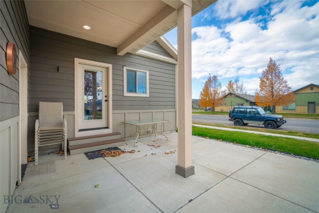890 Flanders Creek Avenue, Bozeman MT 59718