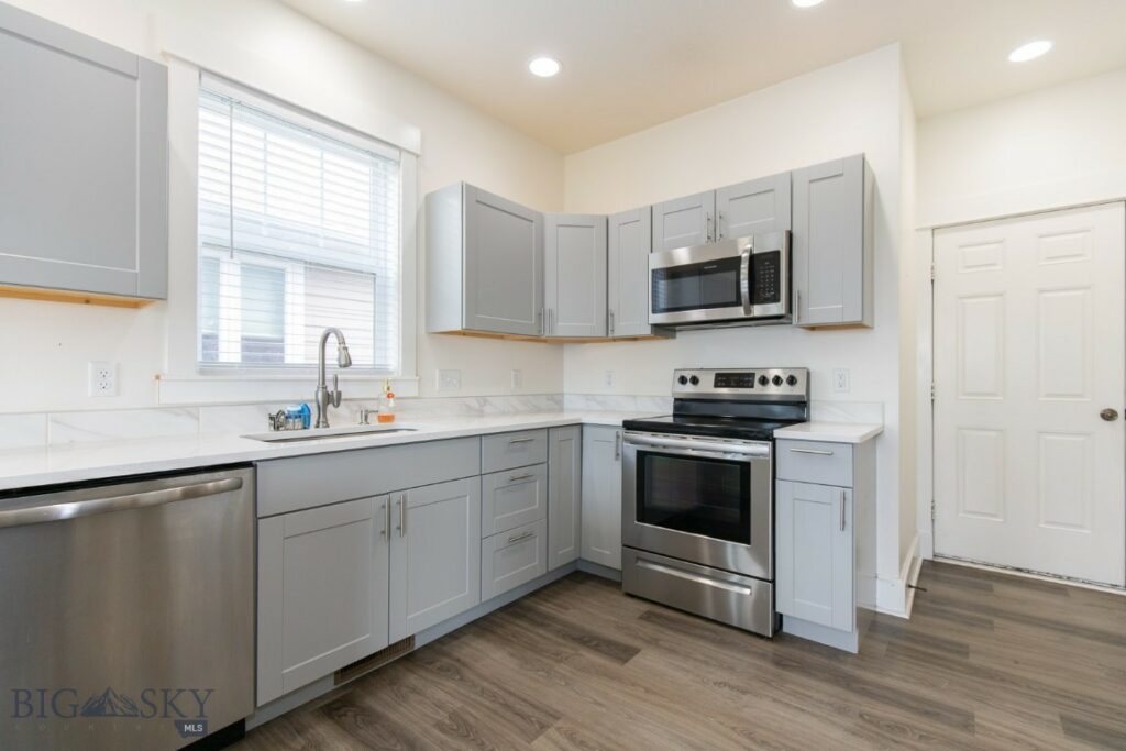 894 Rogers, Bozeman MT 59718
