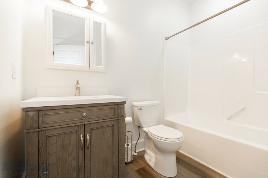 894 Rogers, Bozeman MT 59718