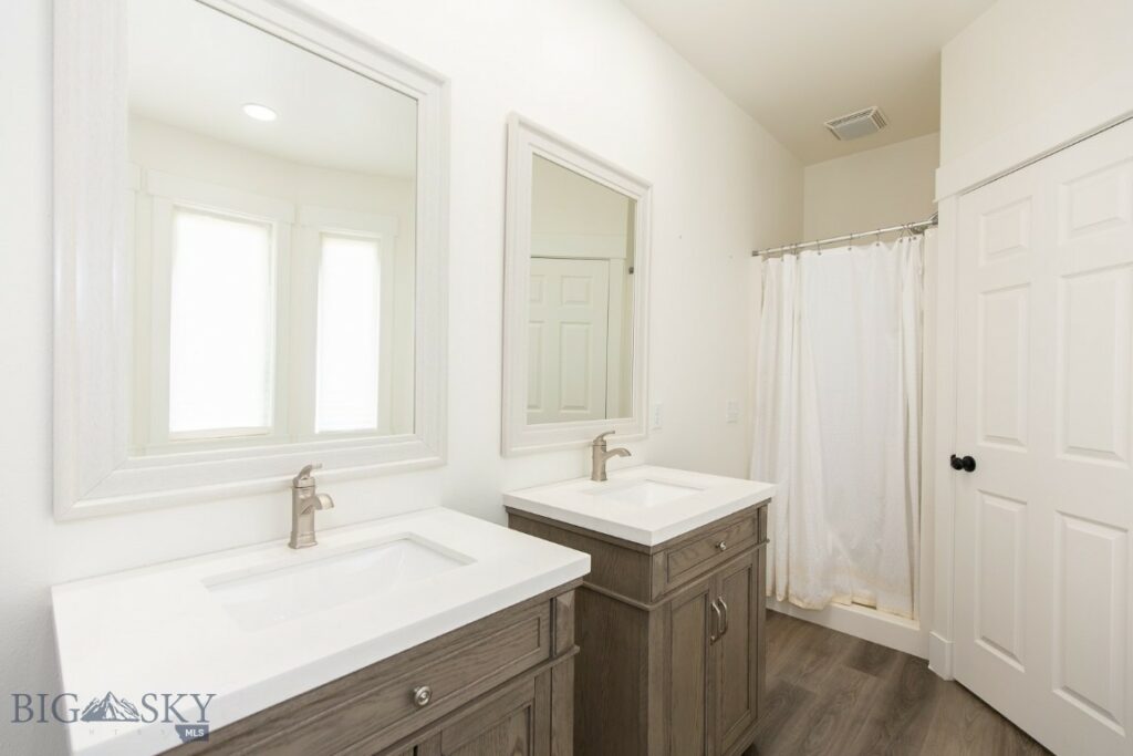 894 Rogers, Bozeman MT 59718