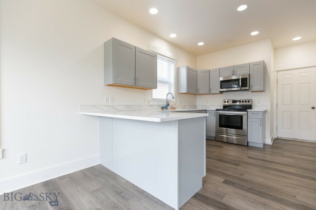 894 Rogers, Bozeman MT 59718
