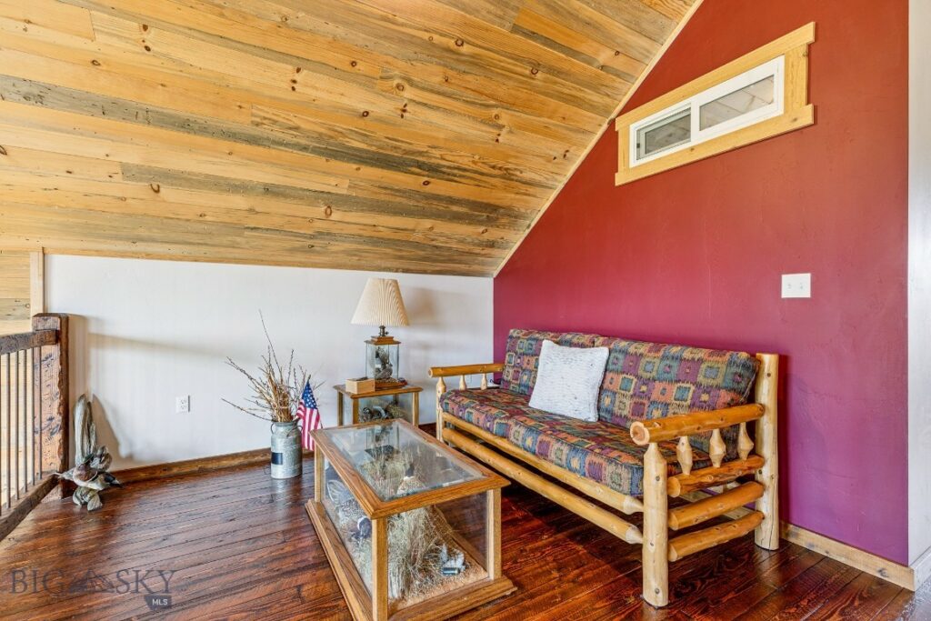 90 Chicory, Livingston MT 59047