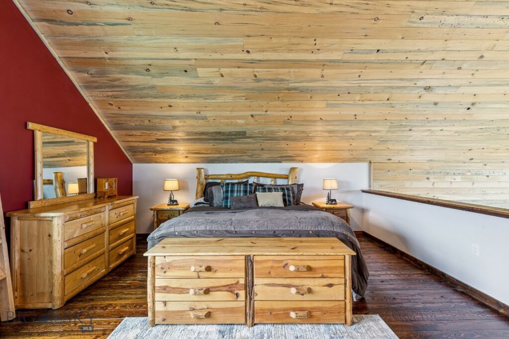 90 Chicory, Livingston MT 59047
