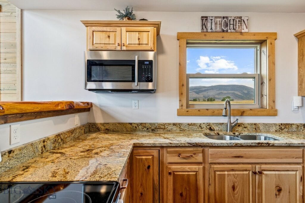 90 Chicory, Livingston MT 59047