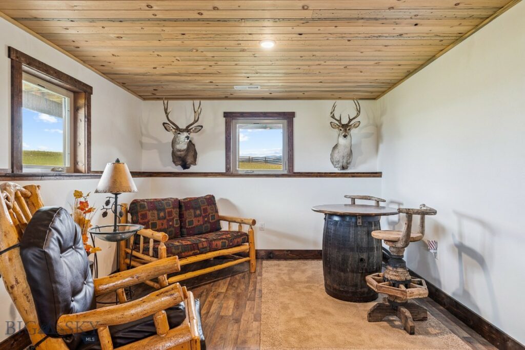 90 Chicory, Livingston MT 59047