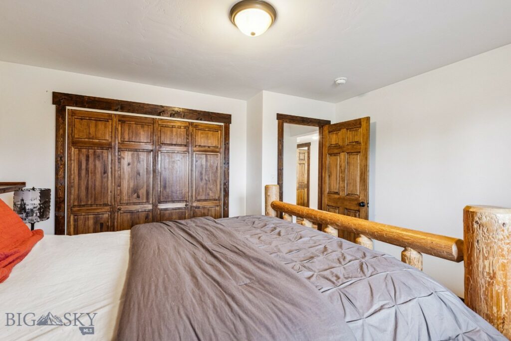 90 Chicory, Livingston MT 59047