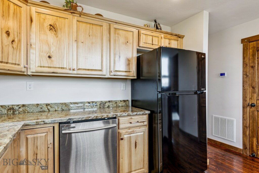 90 Chicory, Livingston MT 59047