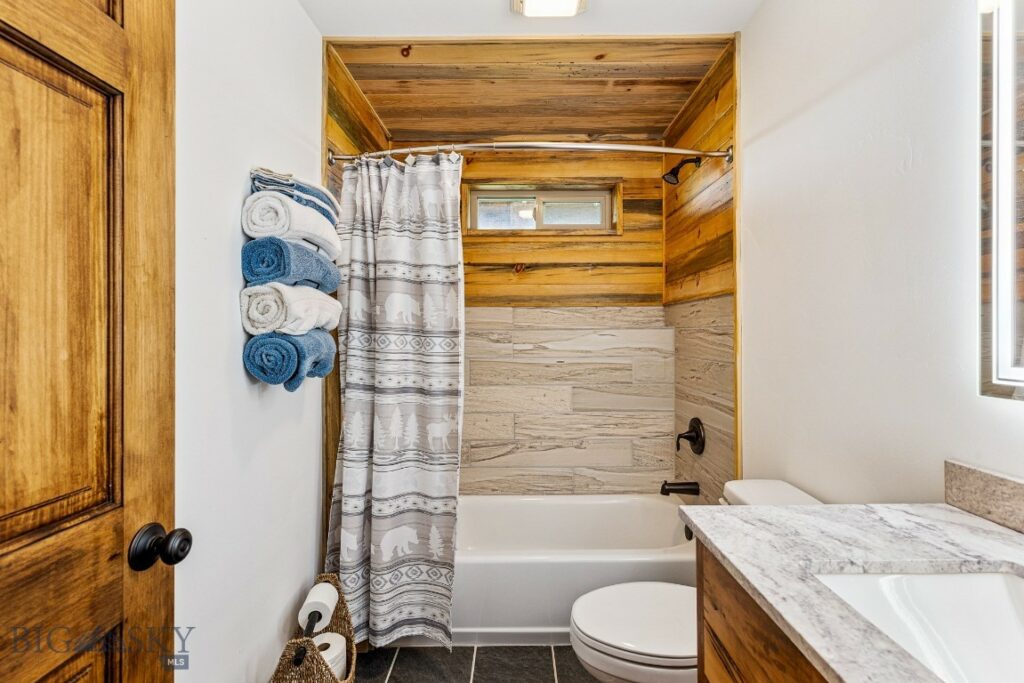 90 Chicory, Livingston MT 59047