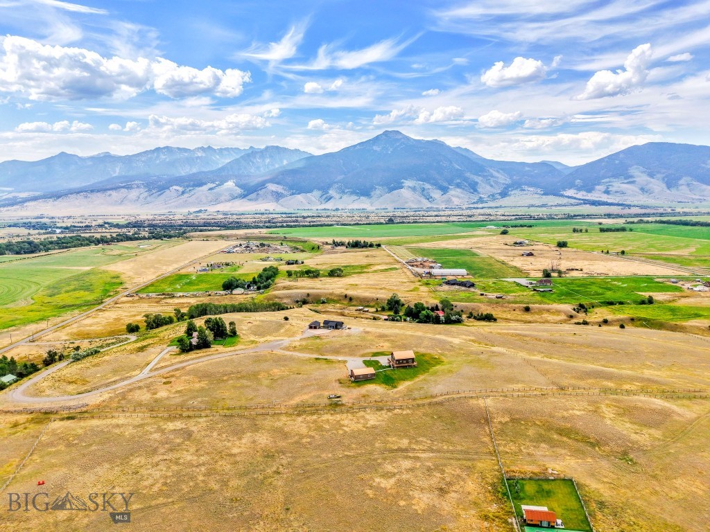 90 Chicory, Livingston MT 59047
