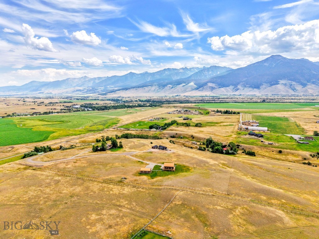 90 Chicory, Livingston MT 59047