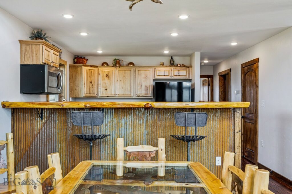 90 Chicory, Livingston MT 59047