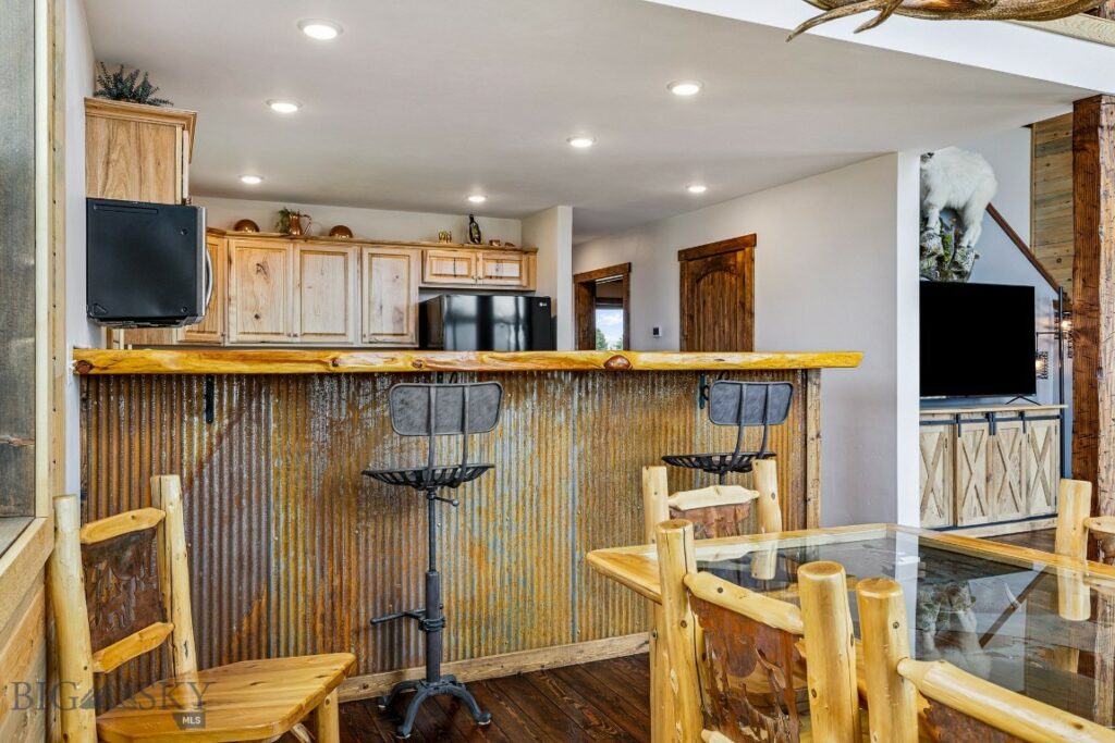90 Chicory, Livingston MT 59047