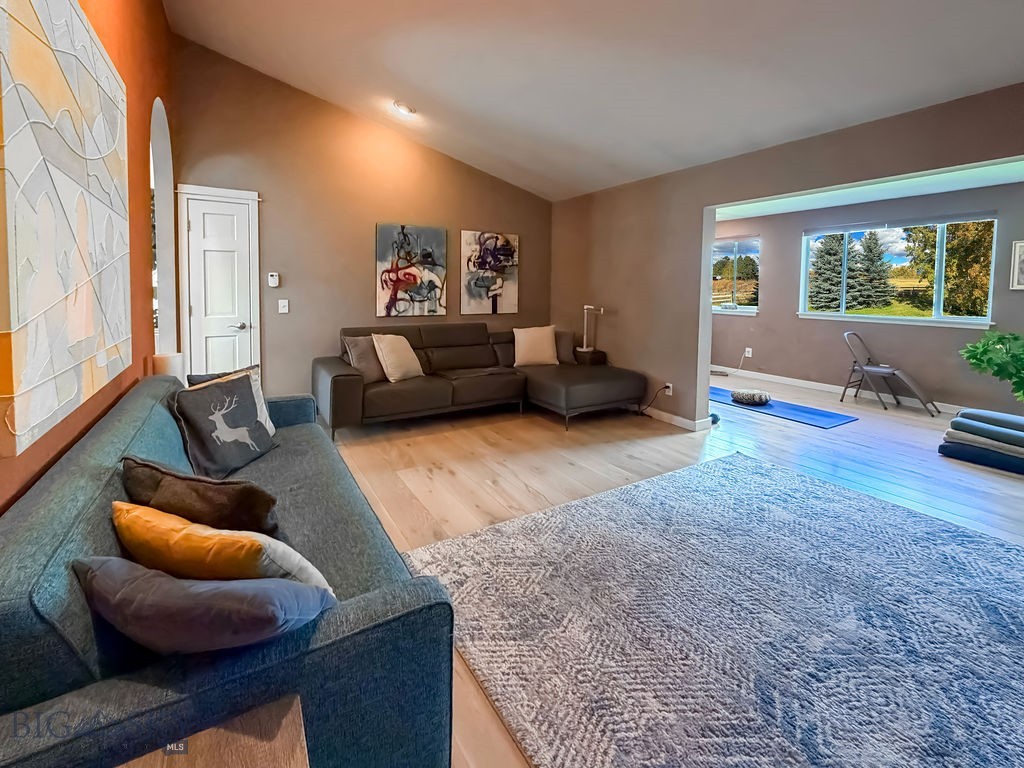 9000 S 19th Avenue, Bozeman MT 59718