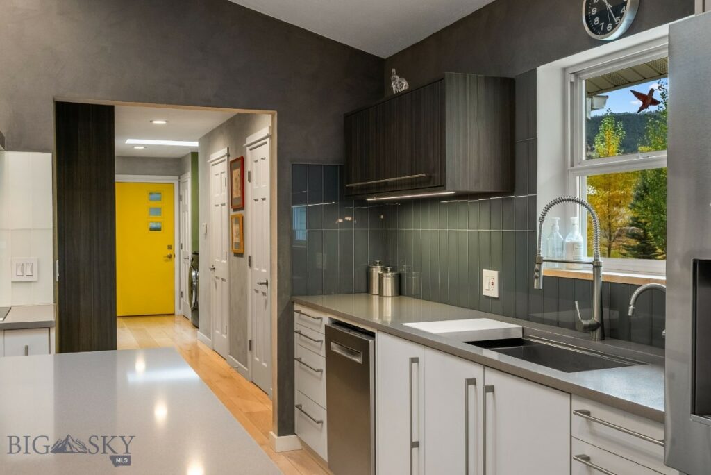 9000 S 19th Avenue, Bozeman MT 59718