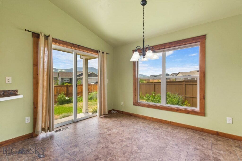 901 Floyd Way, Livingston MT 59047