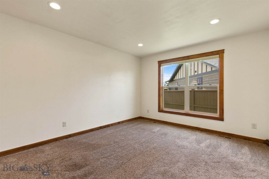 901 Floyd Way, Livingston MT 59047