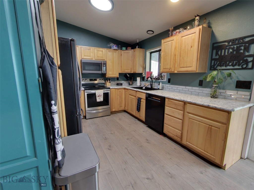 902 E Gallatin Avenue, Belgrade MT 59714