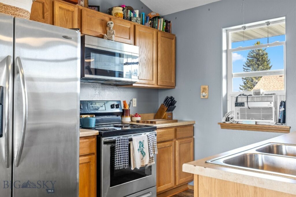 904 Jeanette Place, Belgrade MT 59714
