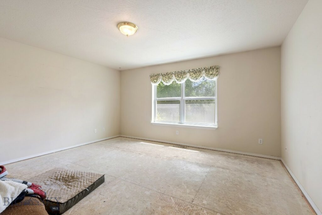 904 Paisley Drive, Belgrade MT 59714