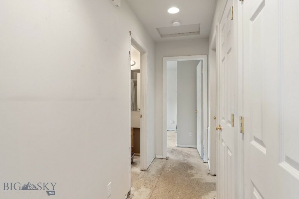 904 Paisley Drive, Belgrade MT 59714