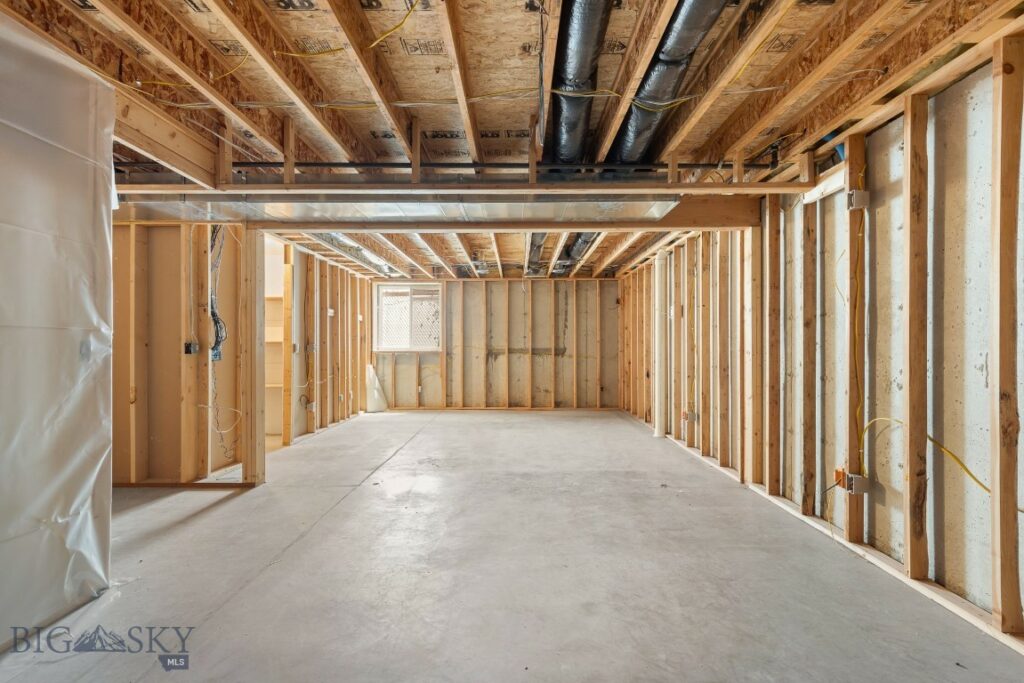 904 Paisley Drive, Belgrade MT 59714