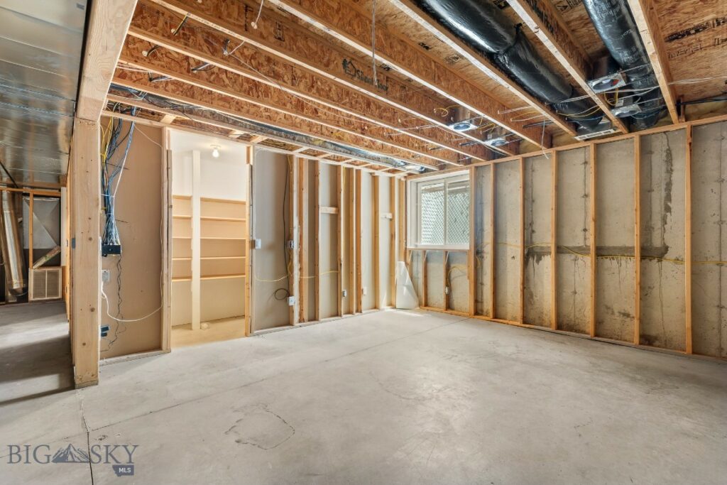 904 Paisley Drive, Belgrade MT 59714