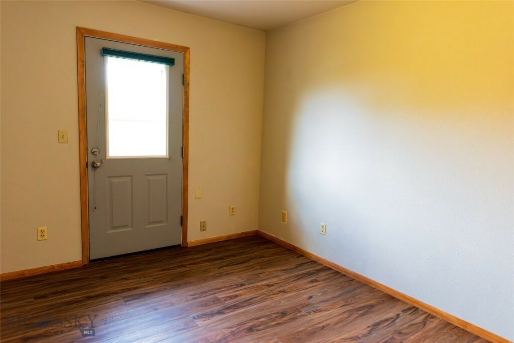 905 Colorado, Belgrade MT 59714