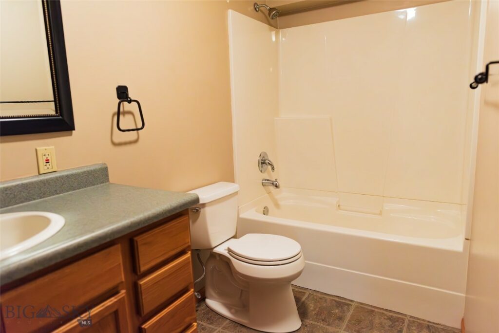 905 Colorado, Belgrade MT 59714