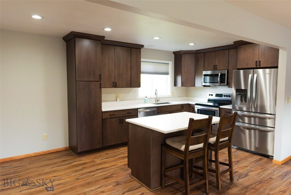 905 Colorado, Belgrade MT 59714