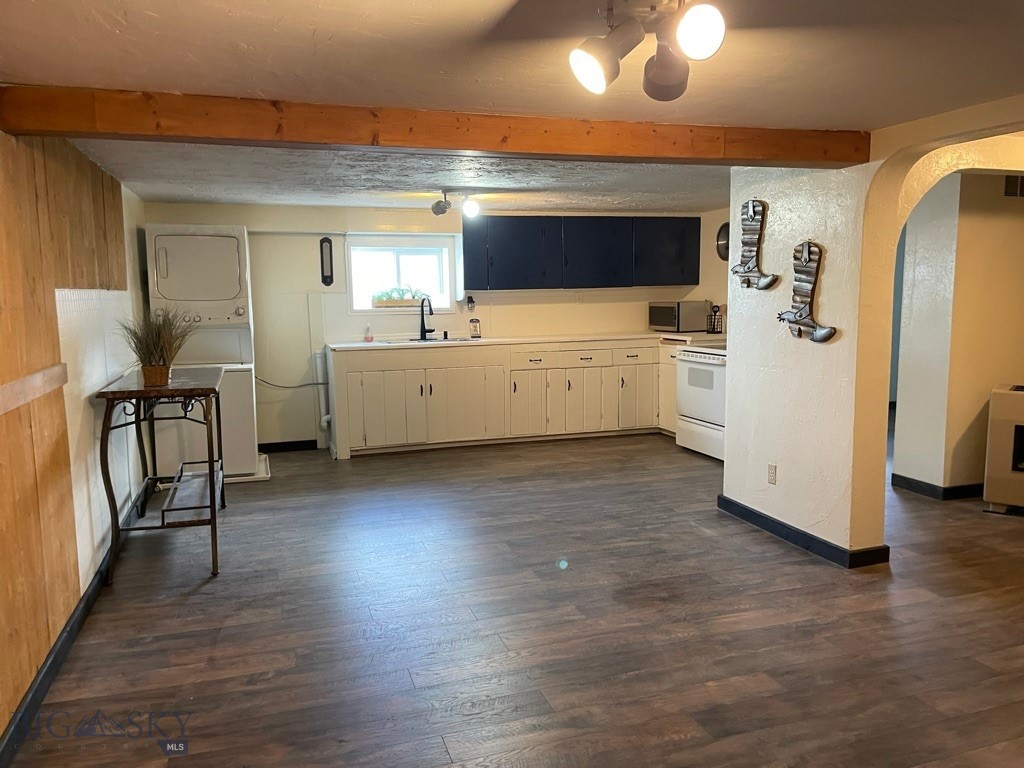 907 E Montana St., Livingston MT 59047