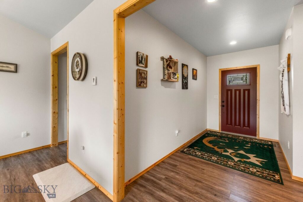 91 Palomino Court, Belgrade MT 59714