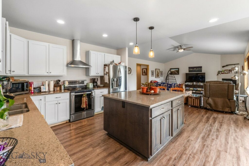 91 Palomino Court, Belgrade MT 59714