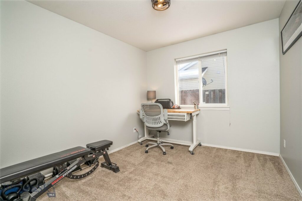 910 Golden West Drive, Belgrade MT 59714