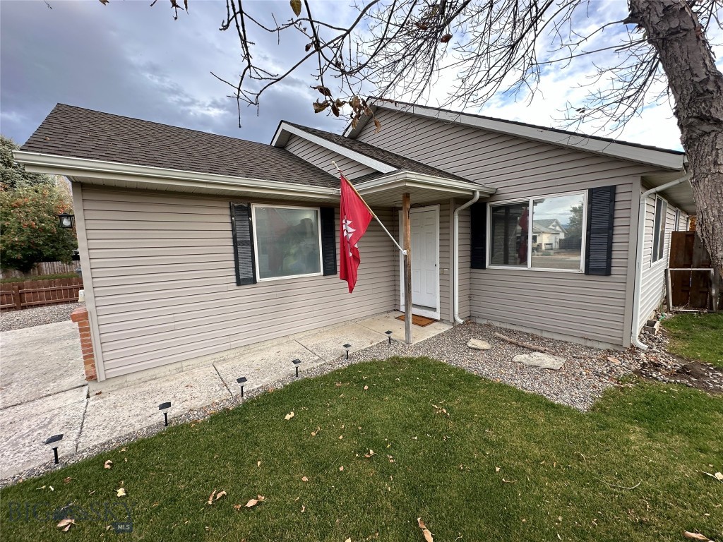 910 Golden West Drive, Belgrade MT 59714