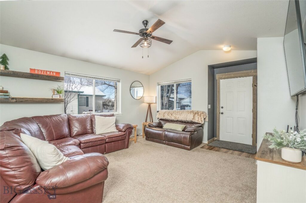 910 Golden West Drive, Belgrade MT 59714