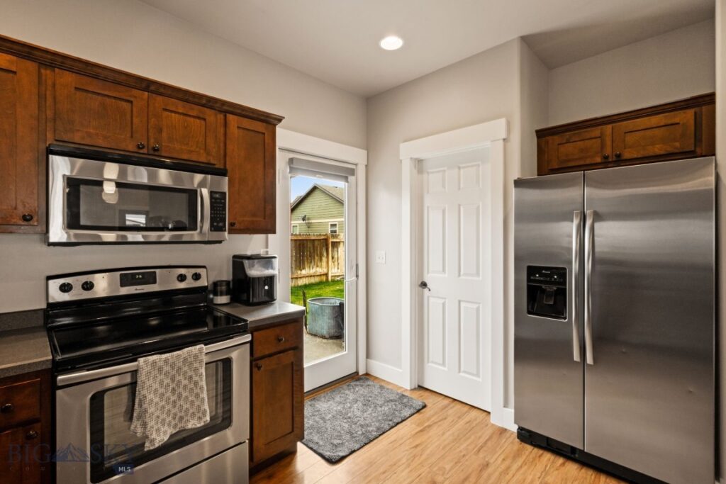 914 New Mexico, Belgrade MT 59714