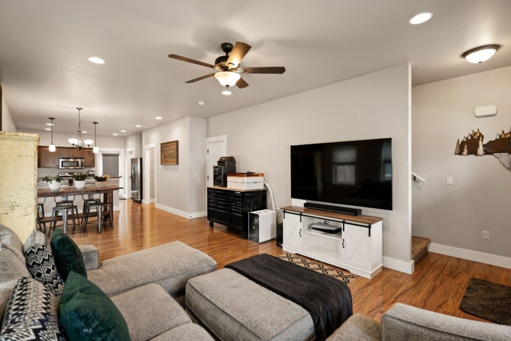 914 New Mexico, Belgrade MT 59714