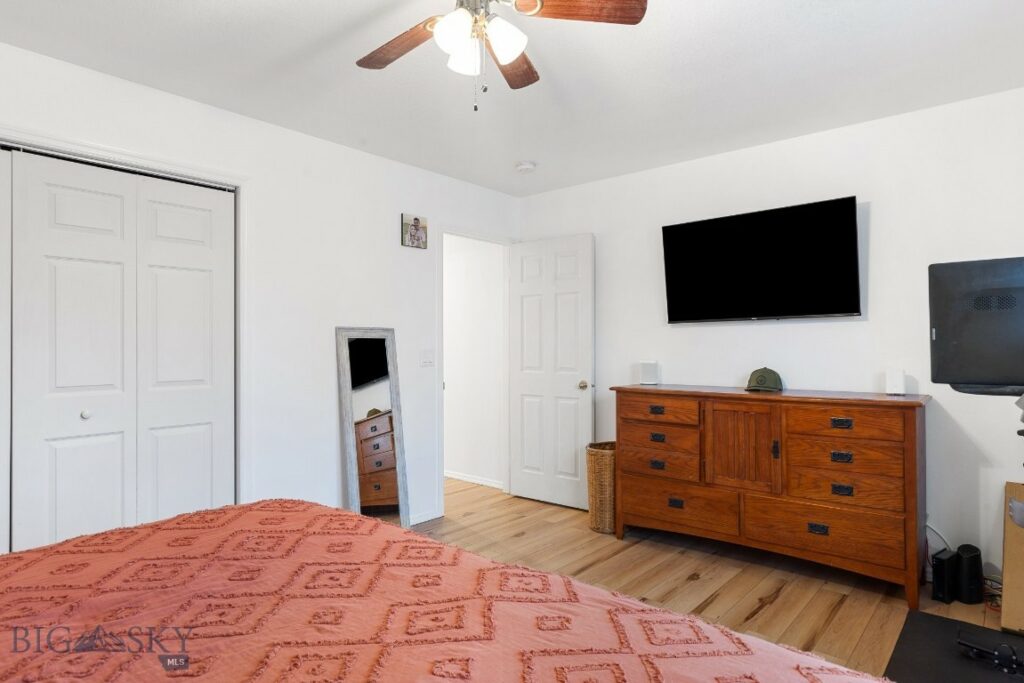 914 Paisley Drive, Belgrade MT 59714