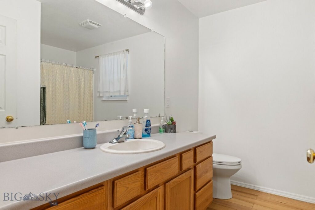 914 Paisley Drive, Belgrade MT 59714