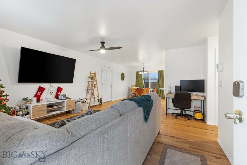 914 Paisley Drive, Belgrade MT 59714