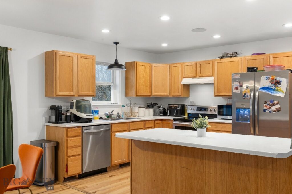 914 Paisley Drive, Belgrade MT 59714