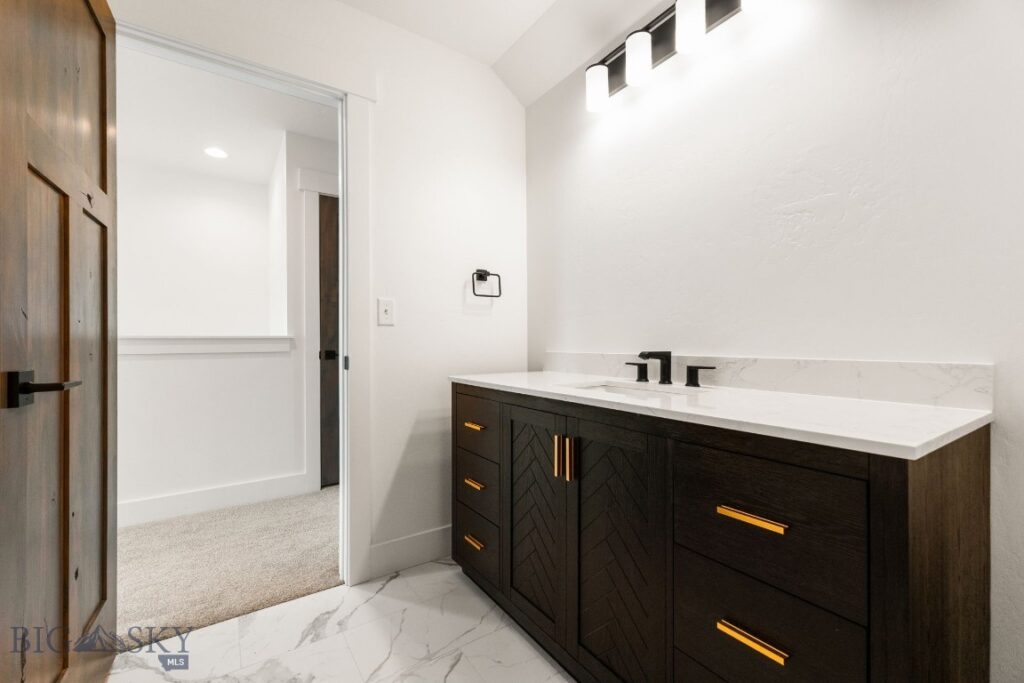 915 Arnold, Bozeman MT 59715