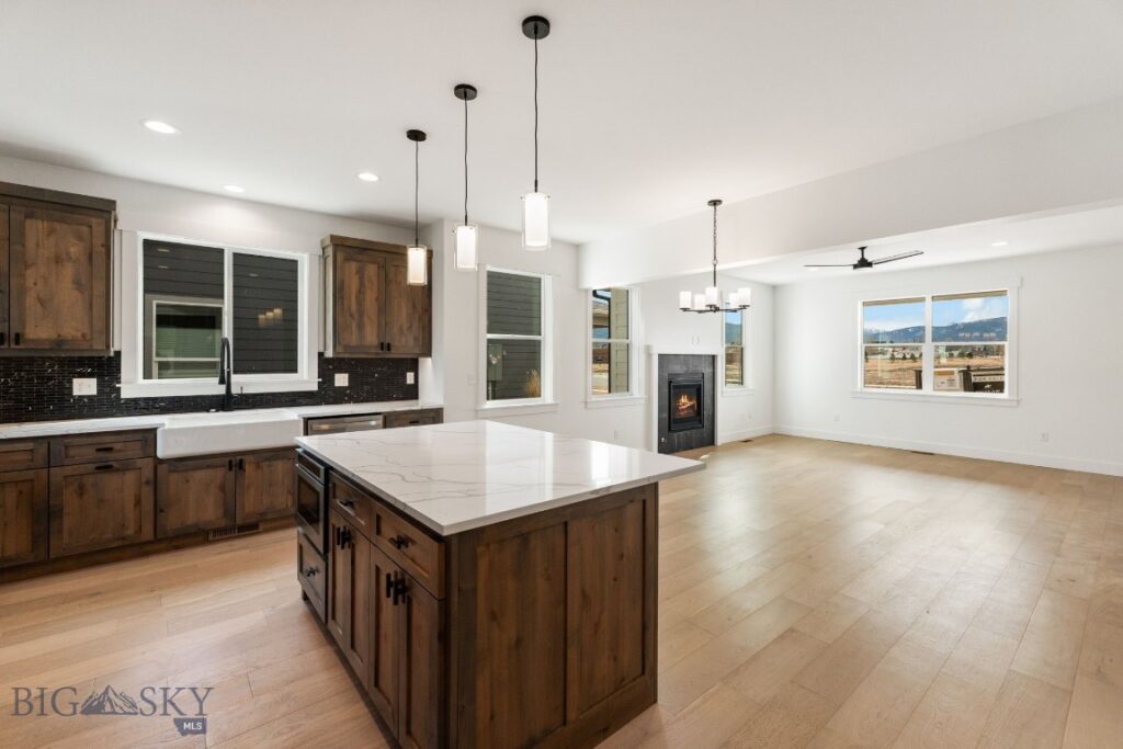 915 Arnold, Bozeman MT 59715